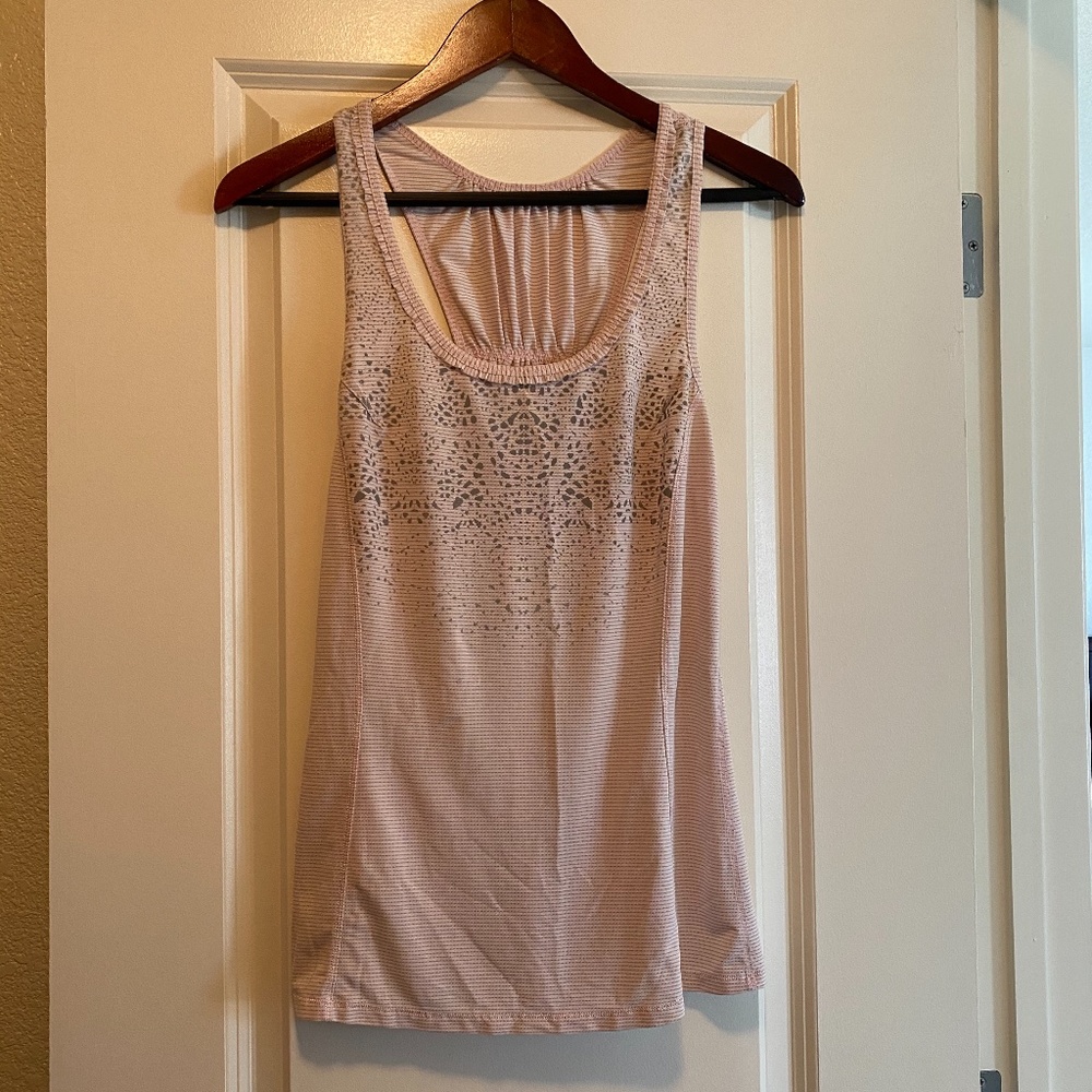 Lululemon tank